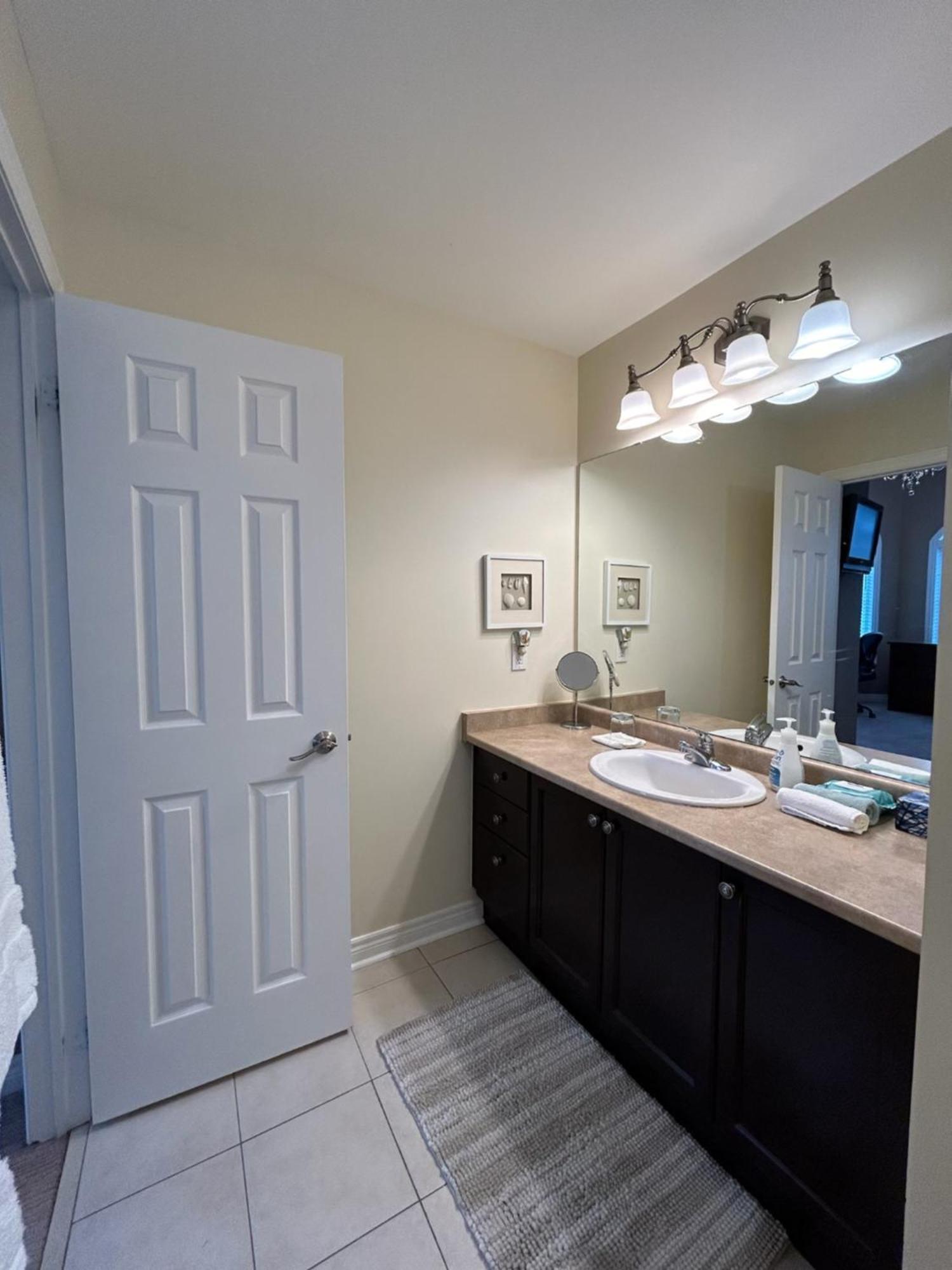 Willow Pond Satellite B&B 포트 페리 외부 사진